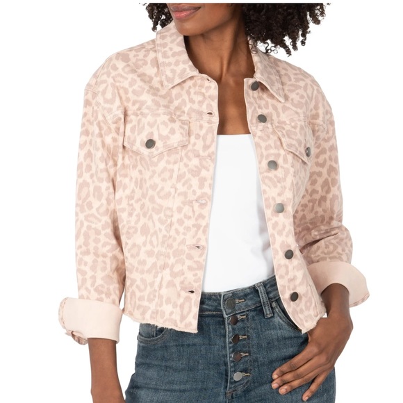 Kut from the Kloth Jackets & Blazers - KUT FROM THE KLOTH Kara Animal Print Crop Denim Jacket